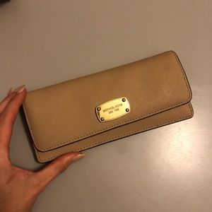 Genuine Michael Kors Tan Leather Wallet